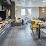 Paris Est Universite Ξενοδοχείο 3*