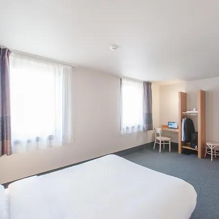 Hotel Paris Est Universite Bobigny