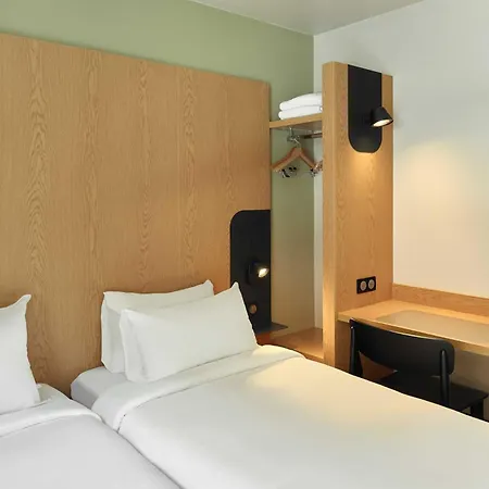 Paris Est Hotel Bobigny