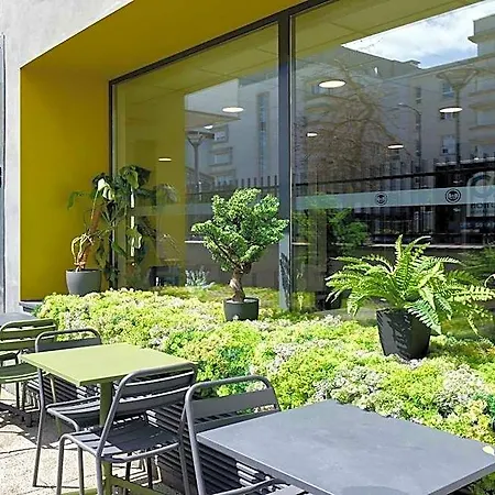 Hotel Paris Est Universite 3*
