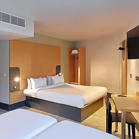 Hotel Paris Est Universite 3*