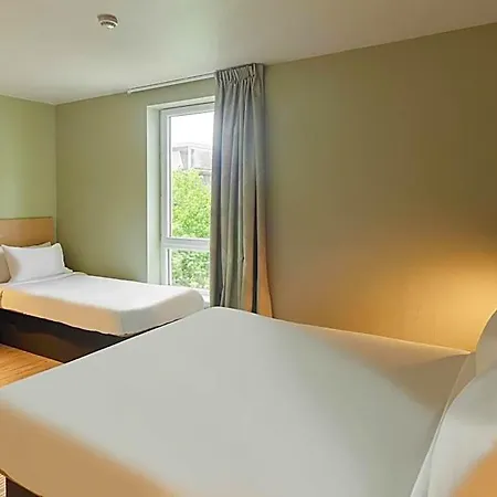 Hotel Paris Est Universite Bobigny