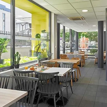 Paris Est Universite Hotel Bobigny
